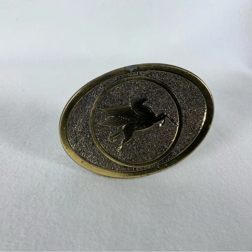 Vintage Mobil Oil Promo Gold Tone Belt Buckle - Pegasus TGABC USA